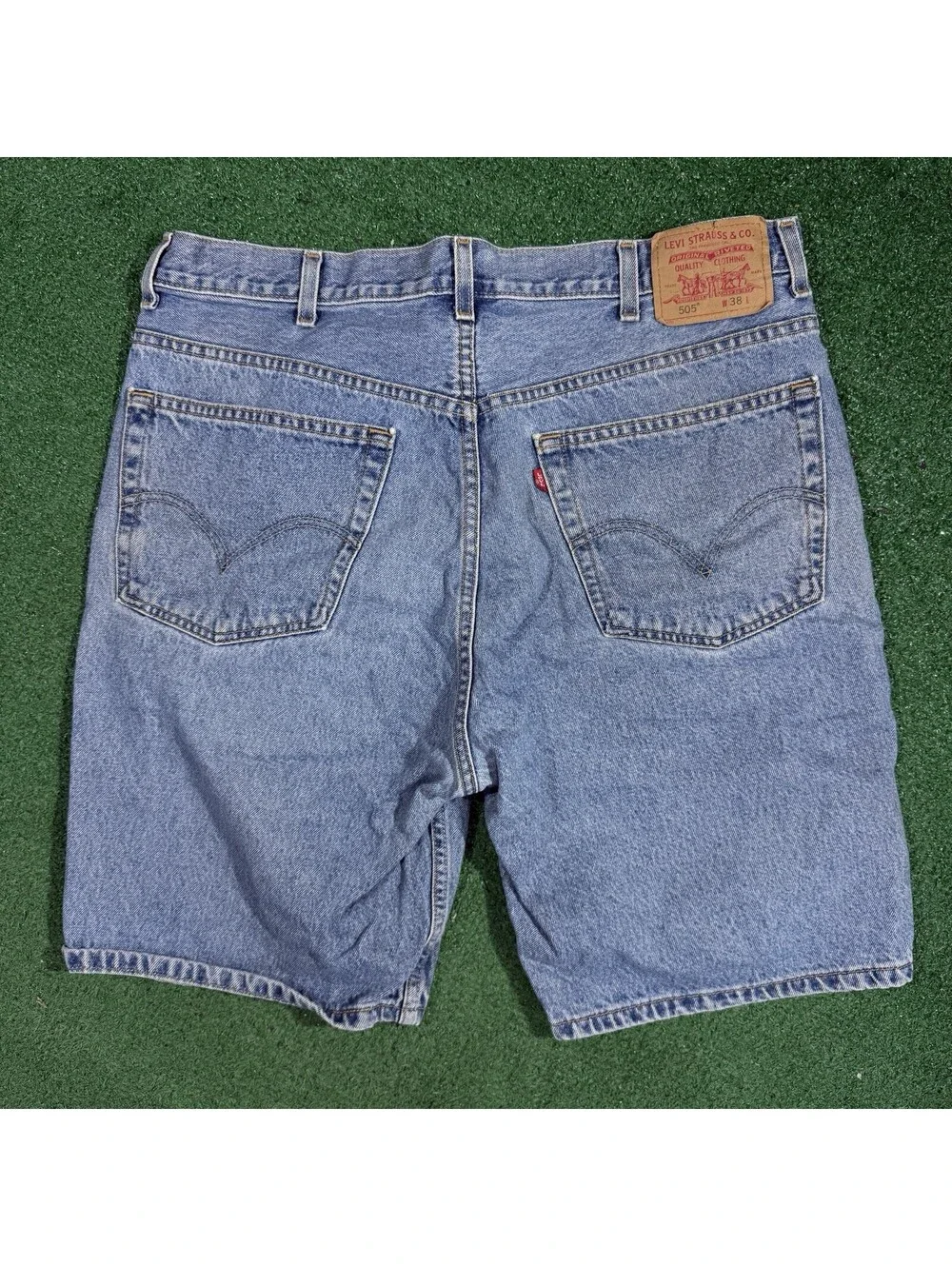 VINTAGE Levi's 505 Men Shorts 36 Blue Denim Jeans Regular Fit Straight Leg Y2K